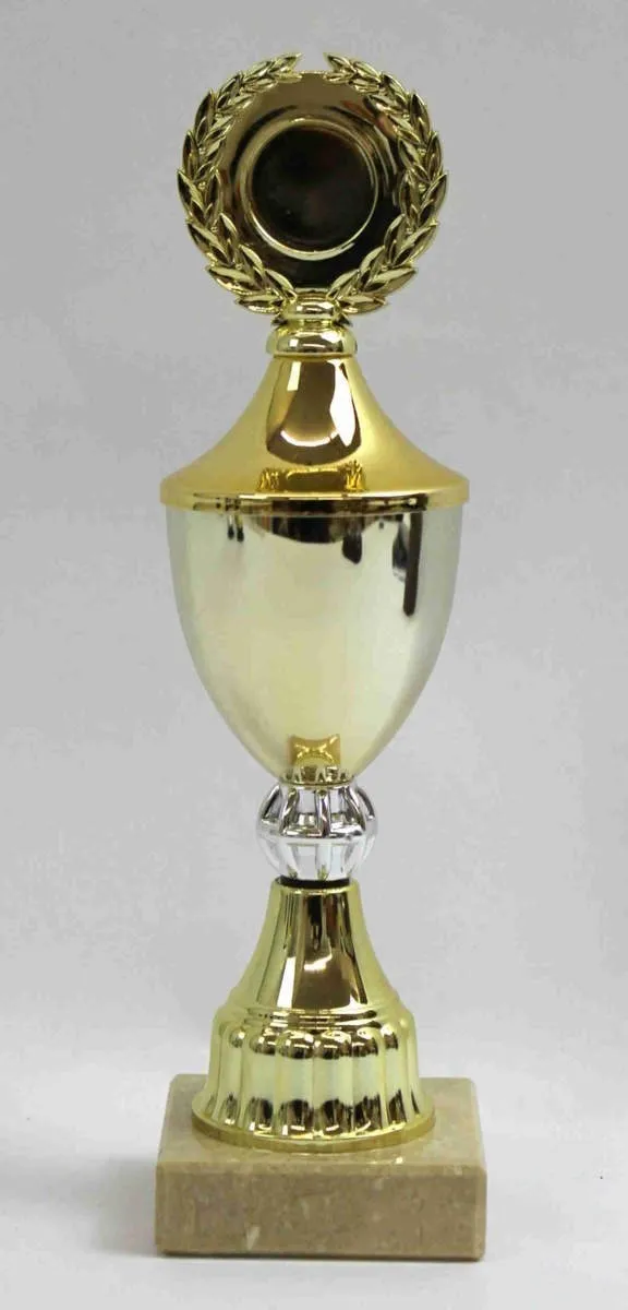 Pokal gold mit Lorbeerkranz 23 cm