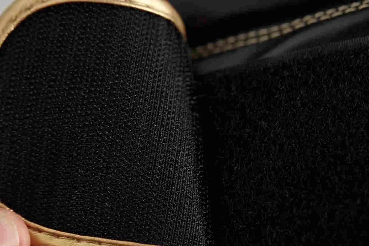 adidas Boxing Gloves Hybrid 80 black-gold