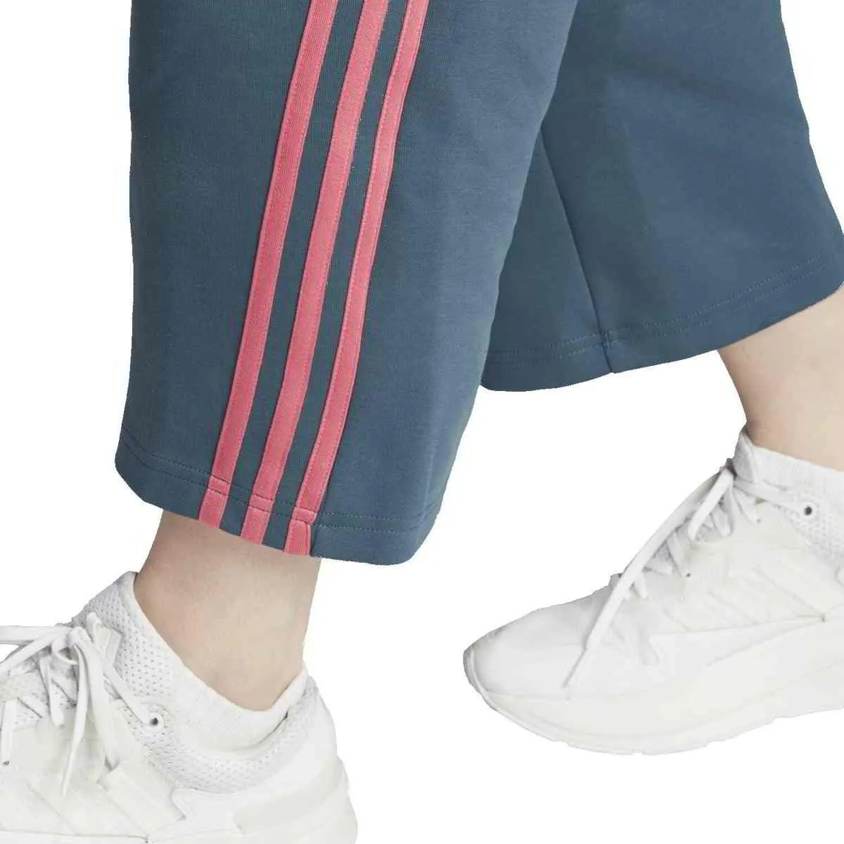 adidas Women s Icons 3-Stripes Tracksuit Pants blue with pink stripes IM2451