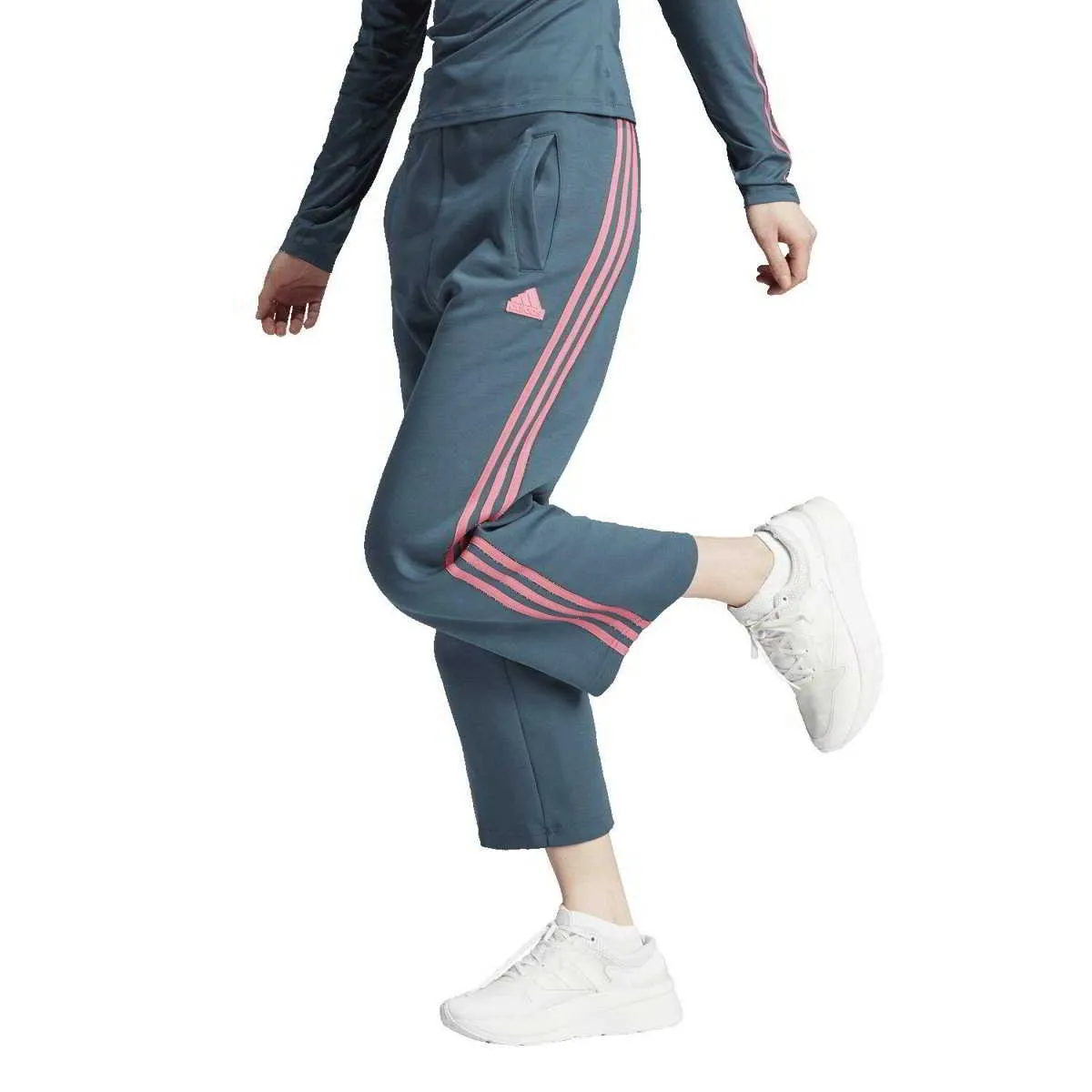 adidas Damen Icons 3-Streifen Trainingshose blau mit pinken Streifen IM2451