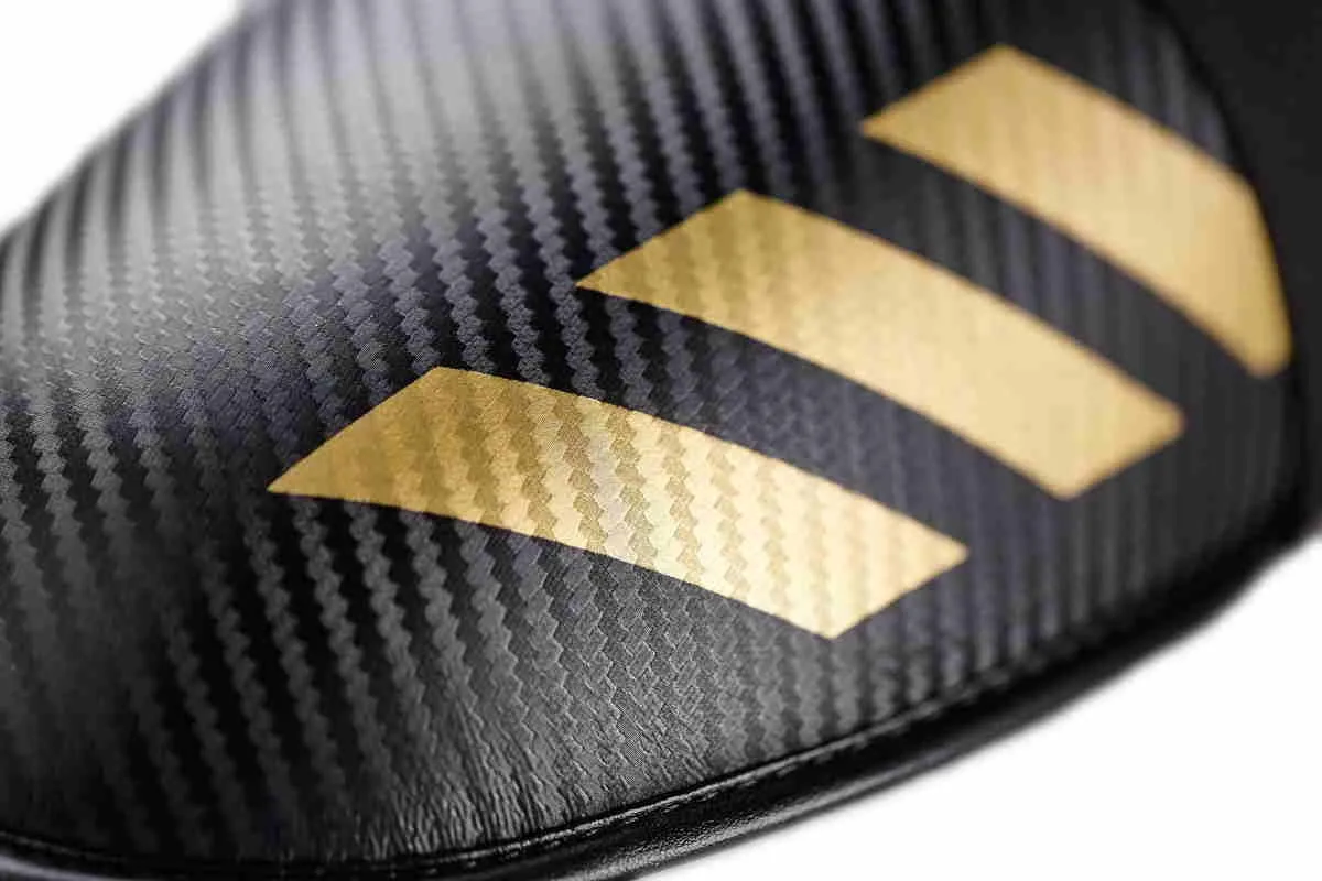 Protector de pie adidas Pro Kickboxing 300 negro|dorado