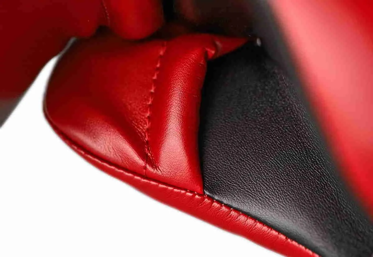 Guantes de kickboxing adidas Pro Point Fighter 100 rojos